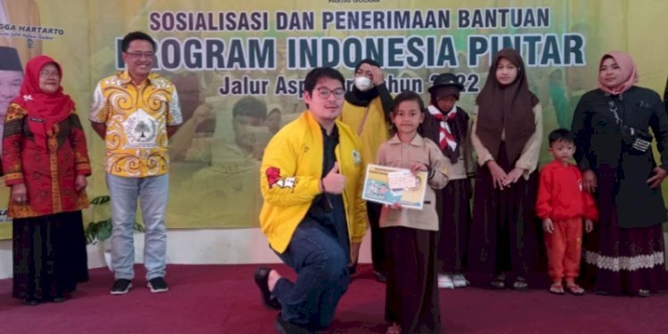 Di Kabupaten Bogor, Putra Airlangga Hartarto Realisasikan Bantuan PIP